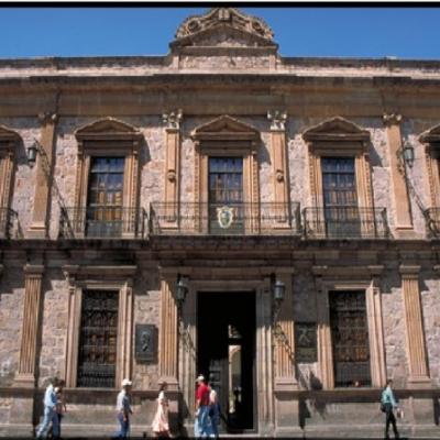 Fachada Umsnh